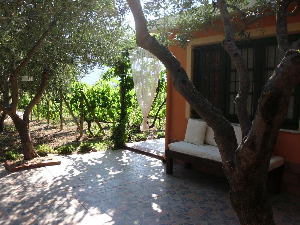 Il Vigneto "Cottage" Gaggi Kültér fotó